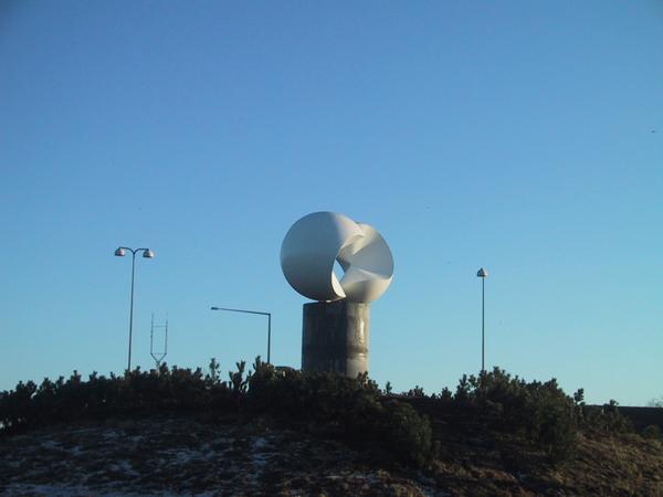 125-2560_IMG